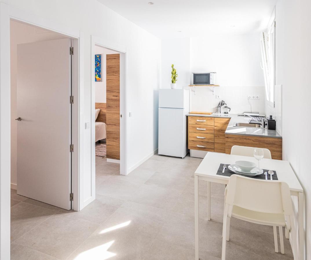 Apartamento 2 Hab En Malvarrosa A Metros De La Playa, Con Terraza Y Zonas Comun 3D Valencia Exterior photo