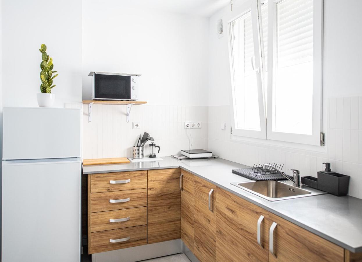 Apartamento 2 Hab En Malvarrosa A Metros De La Playa, Con Terraza Y Zonas Comun 3D Valencia Exterior photo